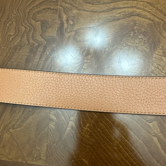Louis Vuitton to turn belt, one side, black one side tan - Picture 4 of 5